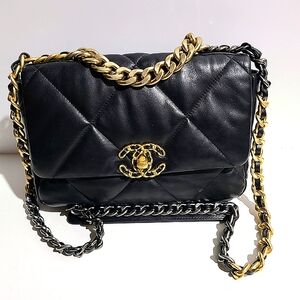 Chanel Black Quilted Leather Bag with Gold Chain